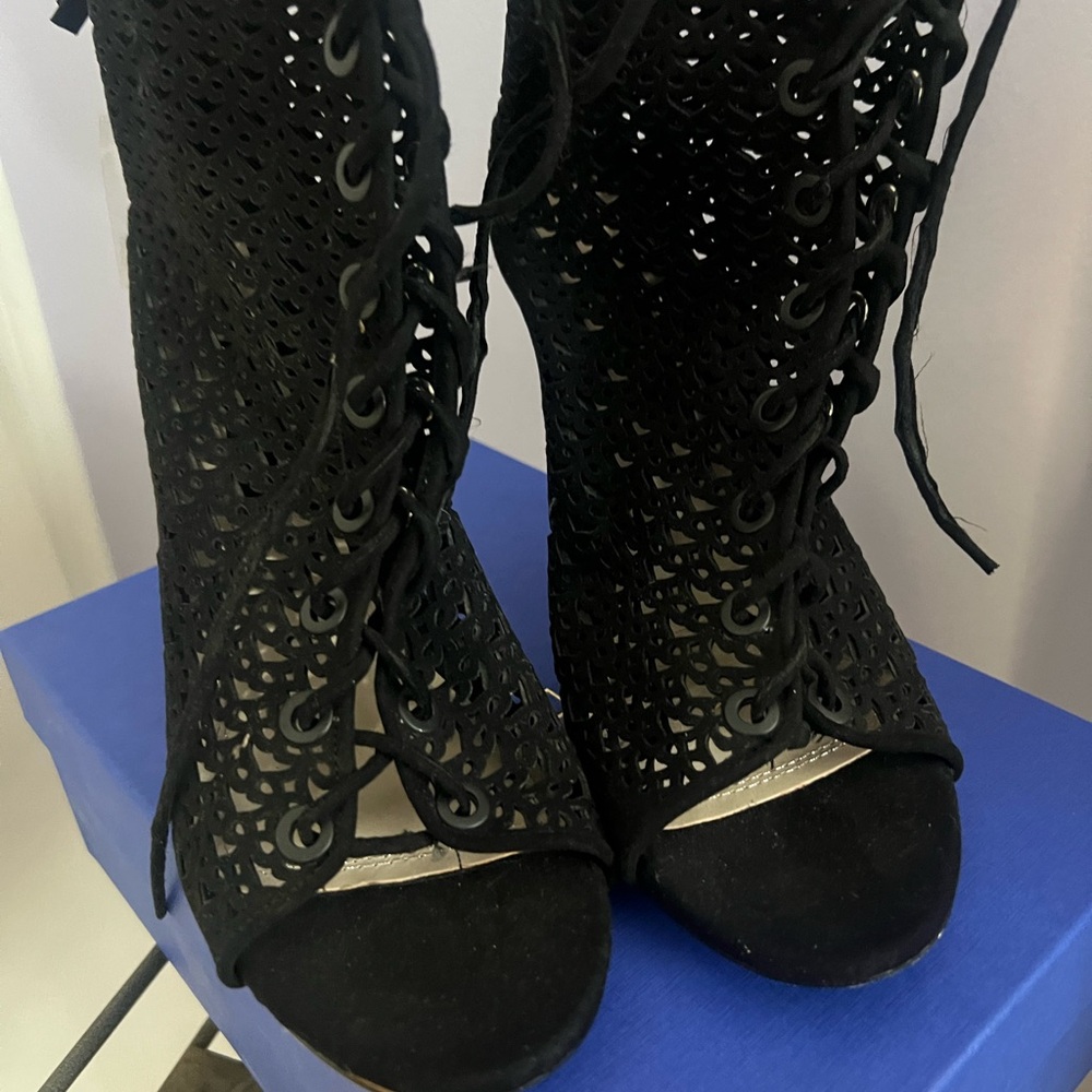 Zara Black Lace-Up Boots